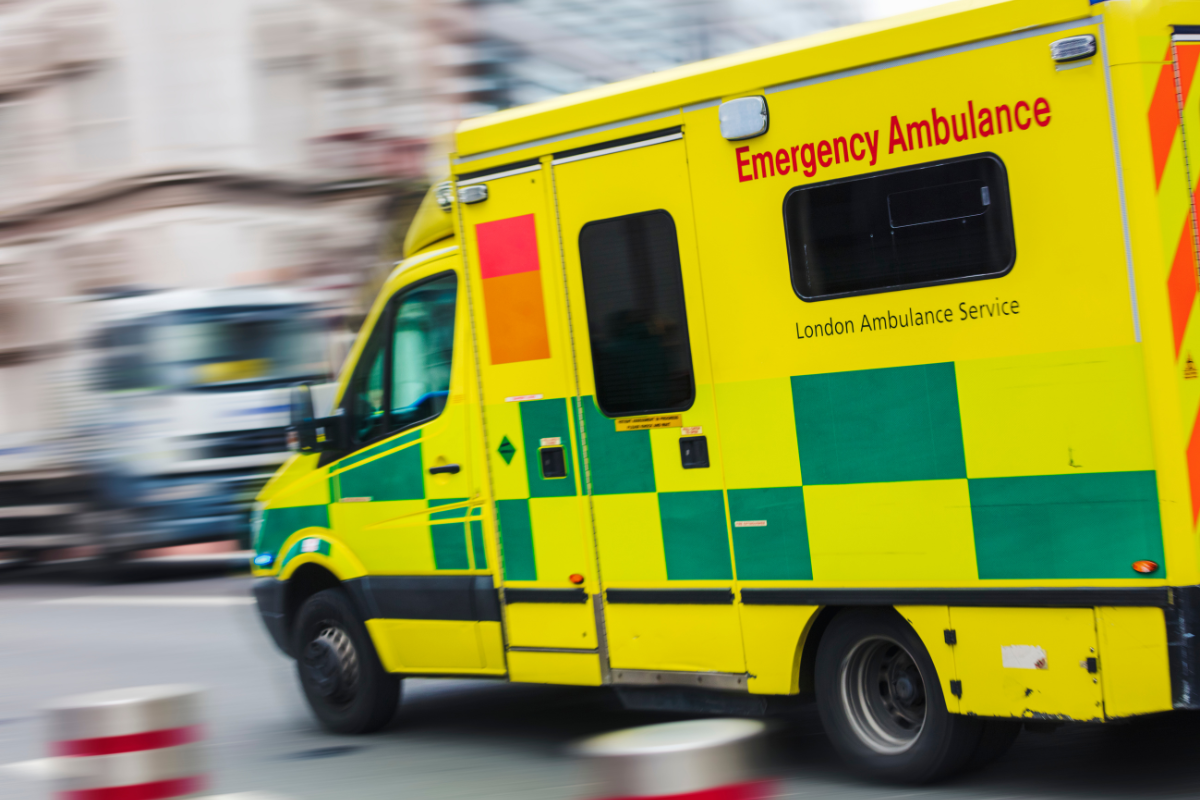 What Licence Do I Need to Become an Ambulance Driver?